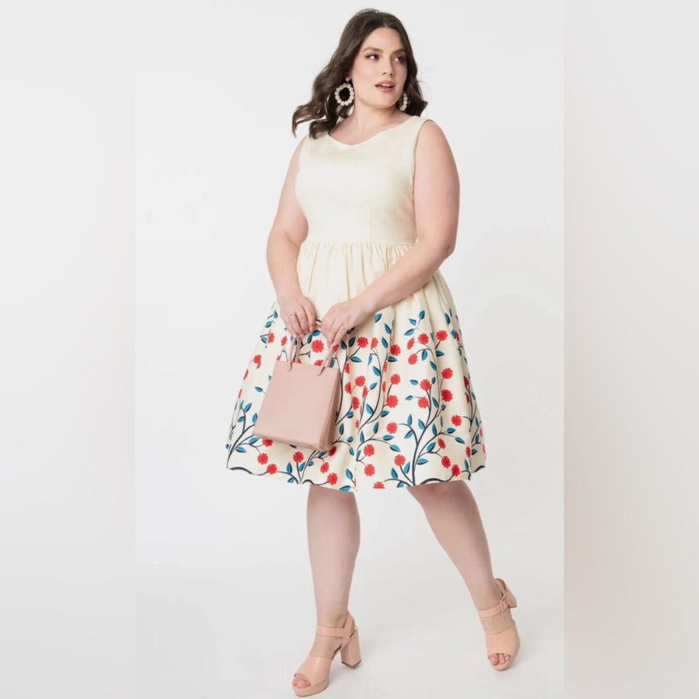 NWT Collectif Candice Danube Floral Swing Dress - UK12